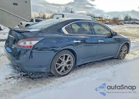 2010 Nissan Maxima 3.5 S z USA, uszkodzony, nr VIN 1N4AA5AP9AC806760